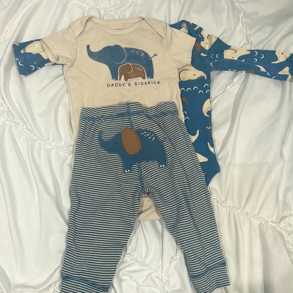 Carter’s 3pc set 6M